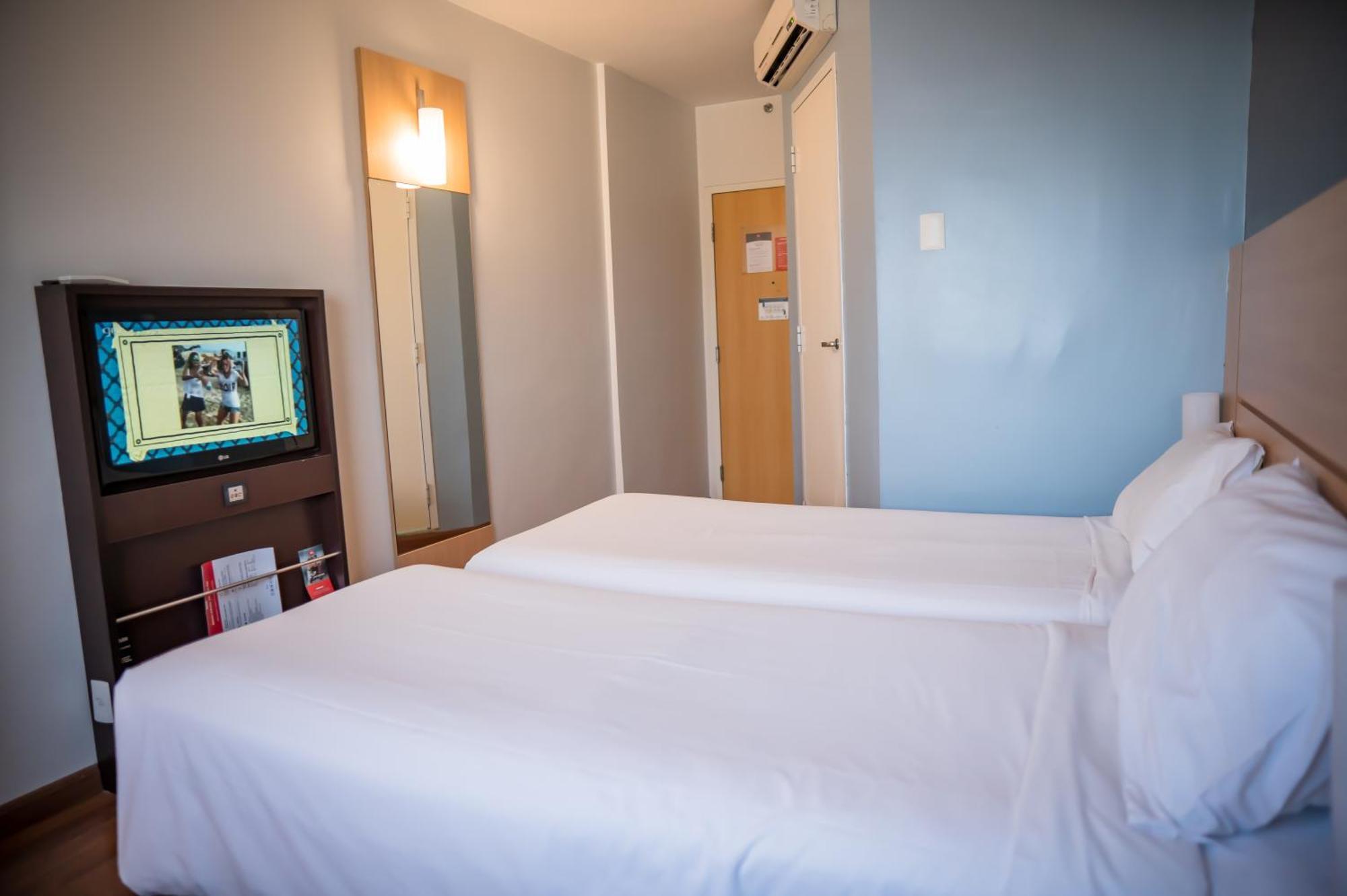 Отель Ibis Itu Plaza Shopping Экстерьер фото